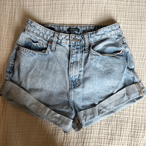 Wild Fable Rolled Cutoff Light Wash Denim Shorts - Picture 1 of 2